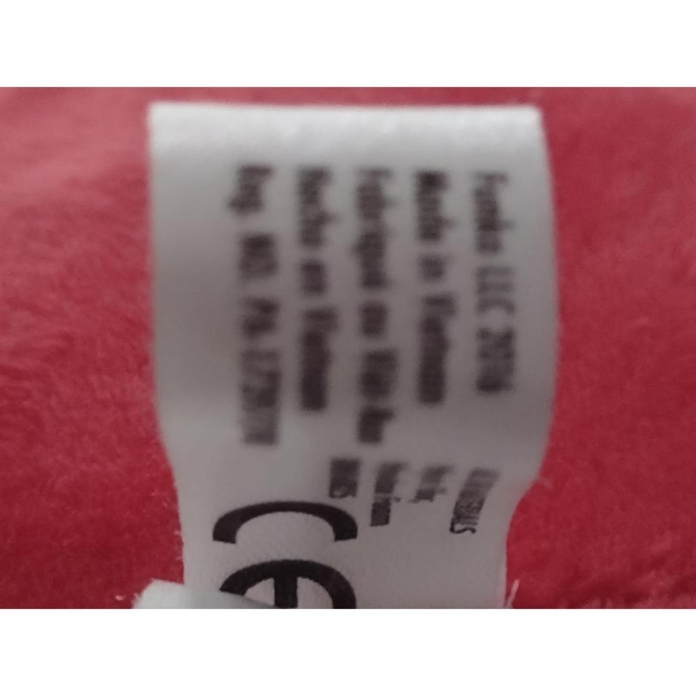 Five nights at Freddy's Funko Red Foxy 23 inch plush hard to find - Picture 5 of 6